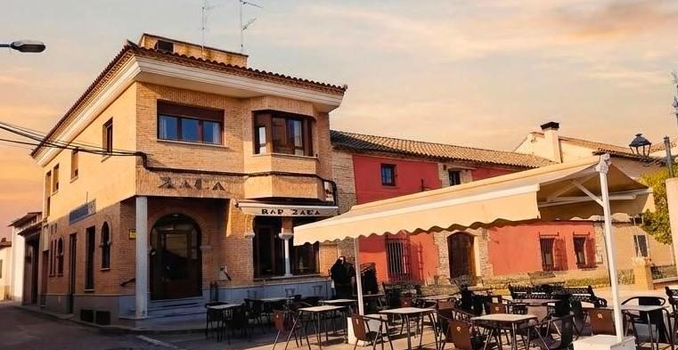 Terraza del Bar Zaca al atardecer